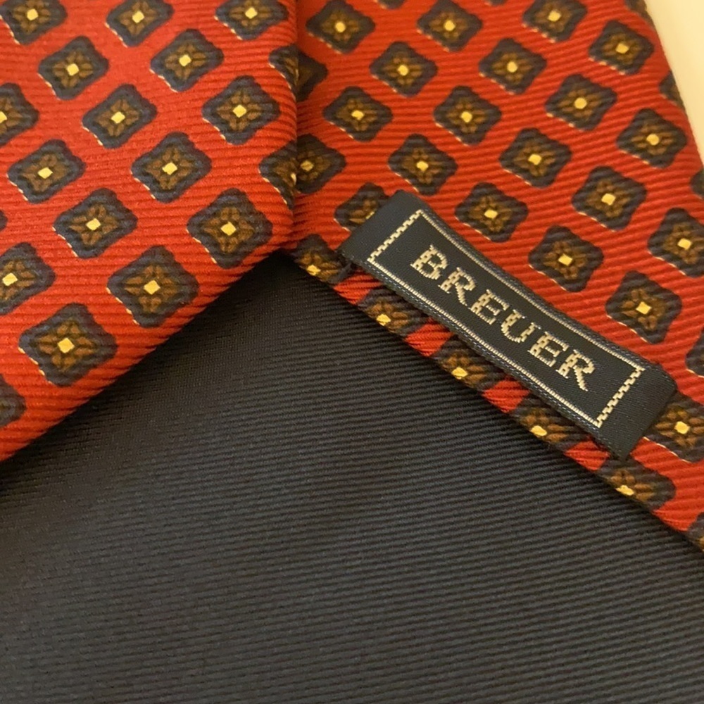 Breuer Red Diamond Pattern Silk Tie Handmade Italy - Picture 3 of 4